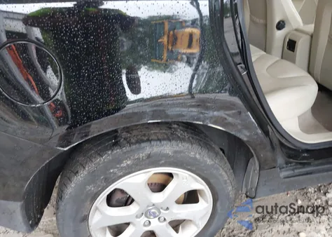 2013 Volvo Xc60 3.2/3.2 Platinum/3.2 Premier/3.2 Premier Plus from USA, damaged, VIN YV4940DZXD2373056